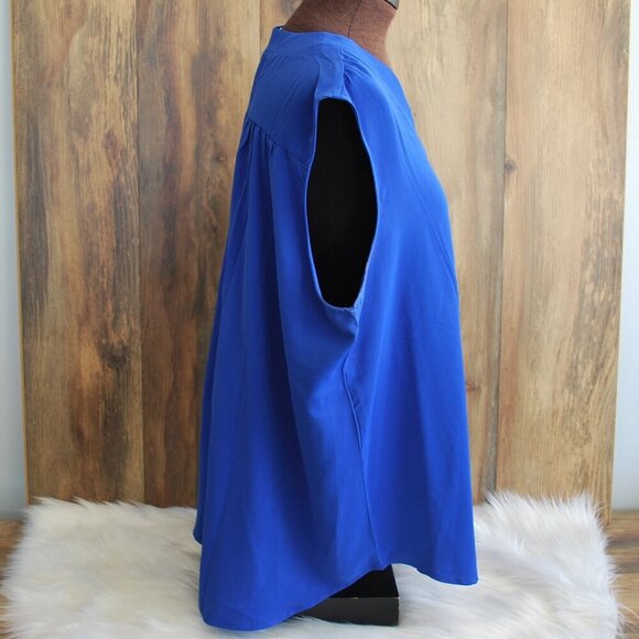 Que Zhu Plus Size Women's Blue Tank Blouse VNeck 2XL - Picture 2 of 3